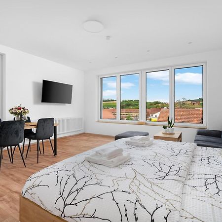 Apartmany Stastny Sklep Valtice Exterior foto