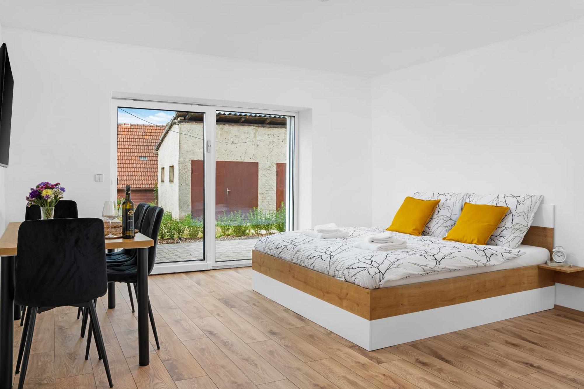 Apartmany Stastny Sklep Valtice Exterior foto